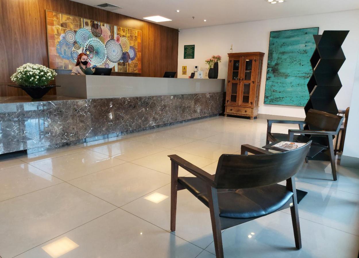 Uberlândia Gran Executive Hotel מראה חיצוני תמונה