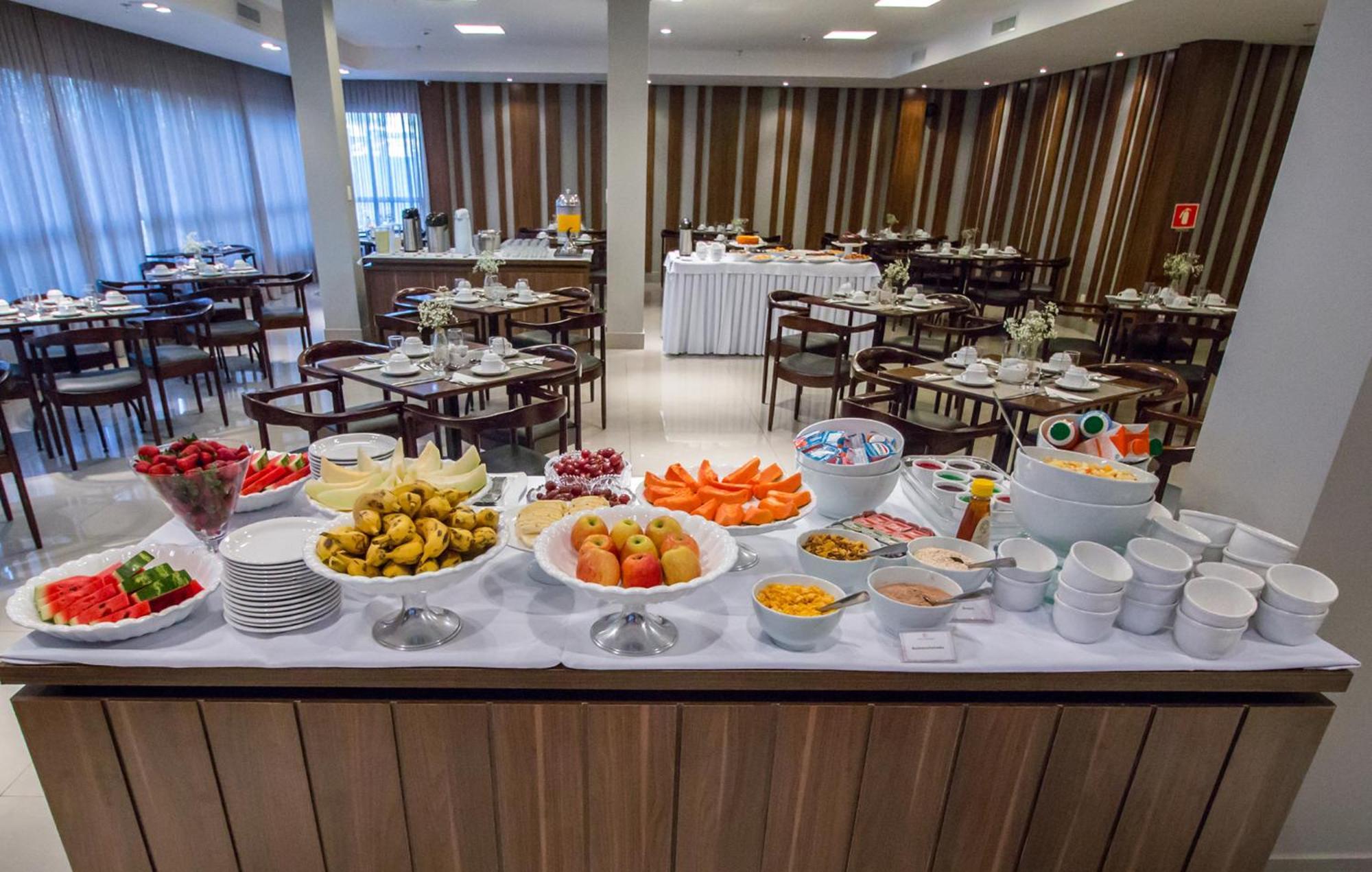 Uberlândia Gran Executive Hotel מראה חיצוני תמונה
