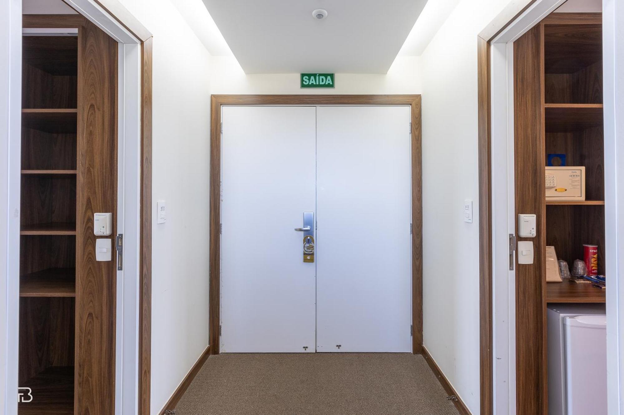 Uberlândia Gran Executive Hotel מראה חיצוני תמונה