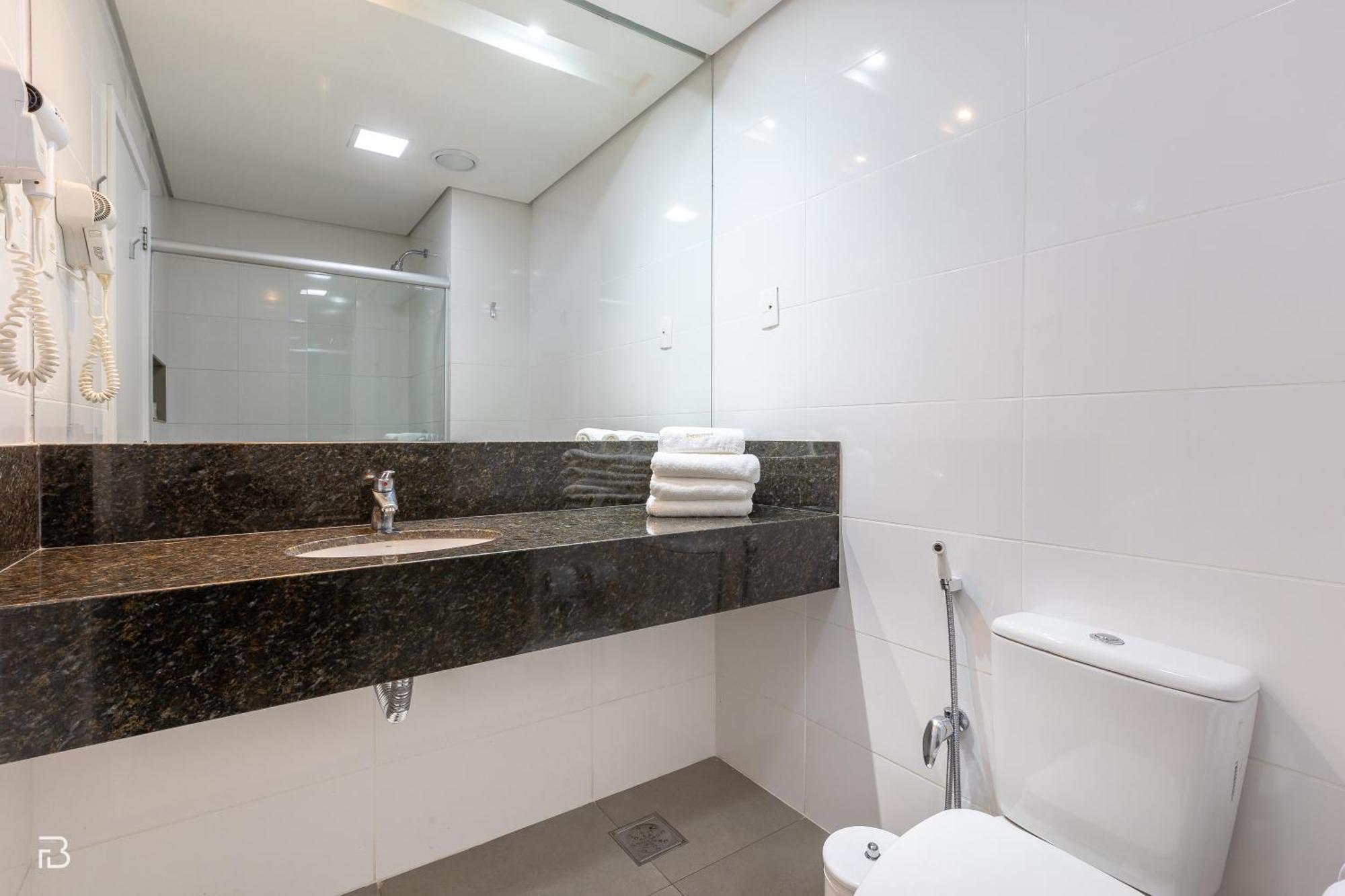 Uberlândia Gran Executive Hotel מראה חיצוני תמונה