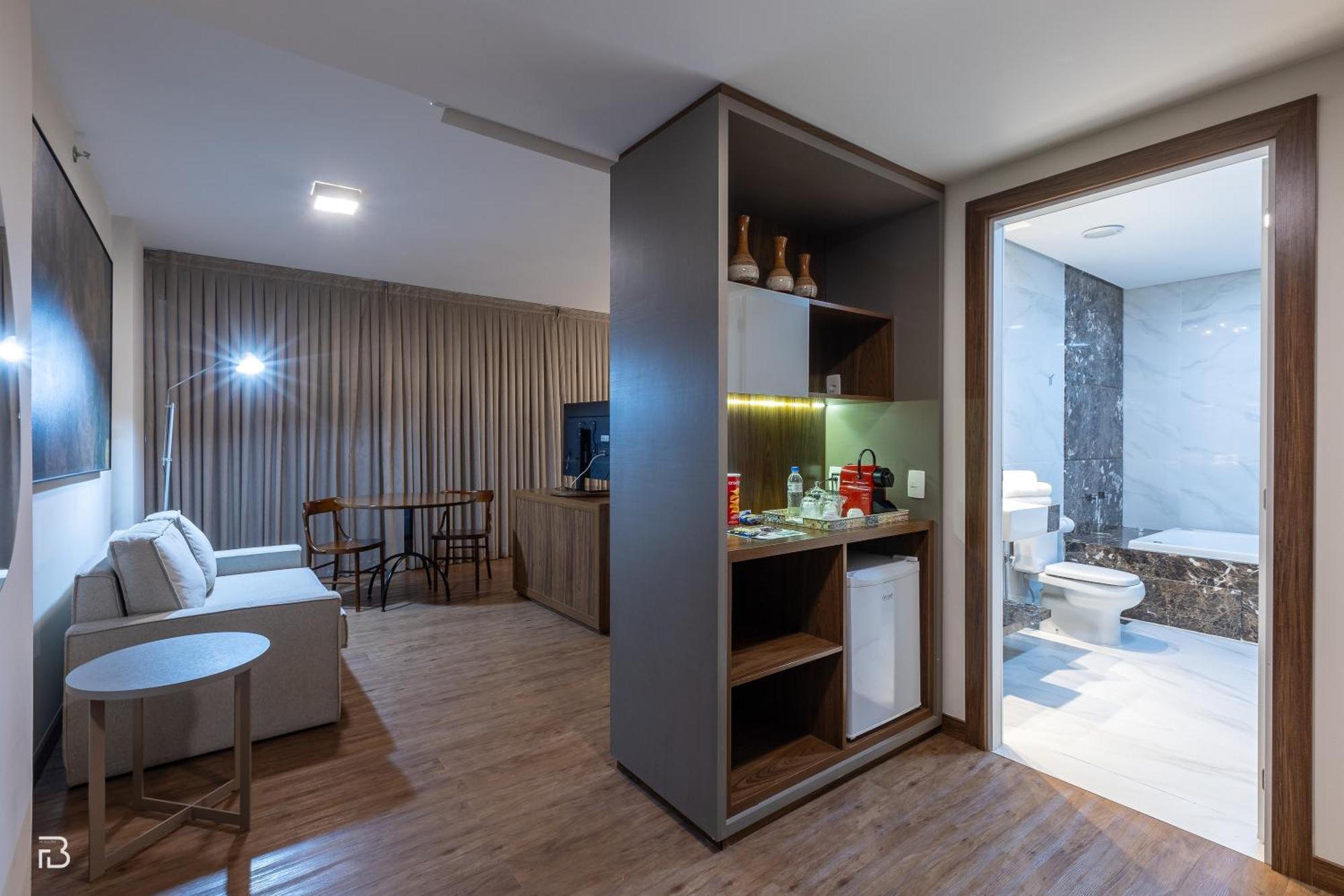 Uberlândia Gran Executive Hotel מראה חיצוני תמונה